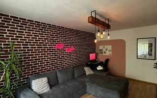 DE VANZARE APARTAMENT DE 2 CAMERE ET 2 ORADEA - Poză 2