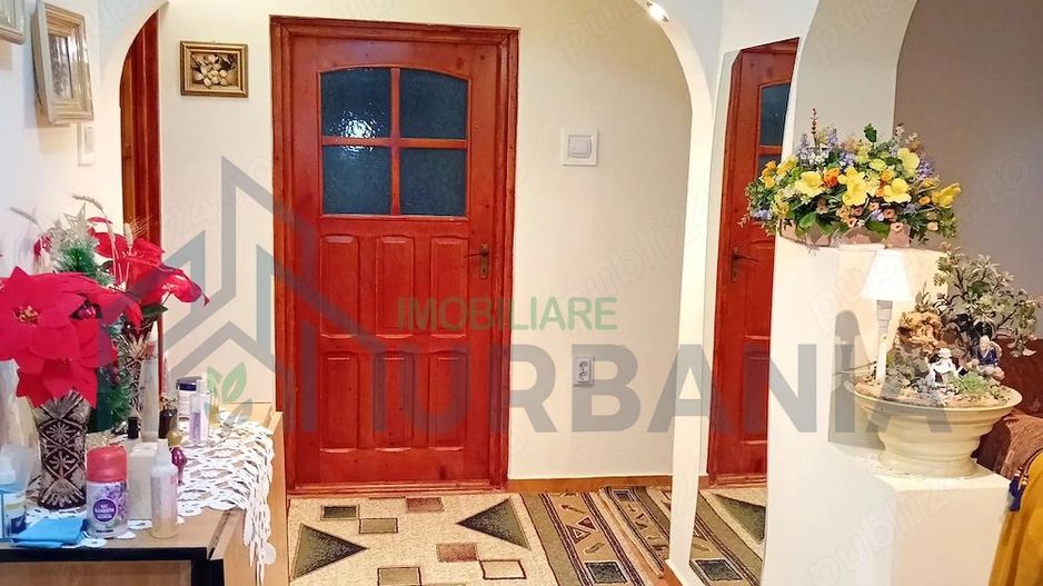 Casă spațioasă de vânzare, 220 mp, teren 700 mp, Horpaz – ideală pentru două familii - Poză 10