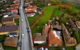 Casa de vânzare in Craciunel la strada principală - Poză 9