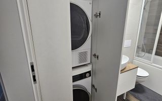 Apartament cu 3 camere, 2 bai si loc de parcare - Poză 14