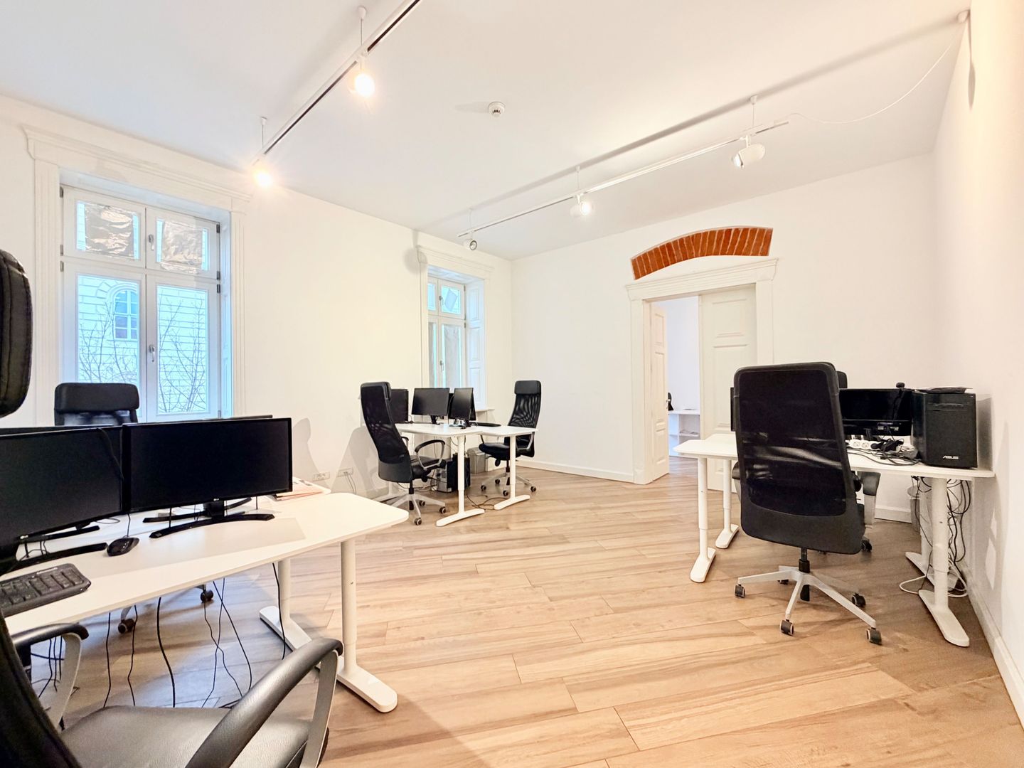 Spațiu Birou - Imobil istoric complet renovat - Poză 1