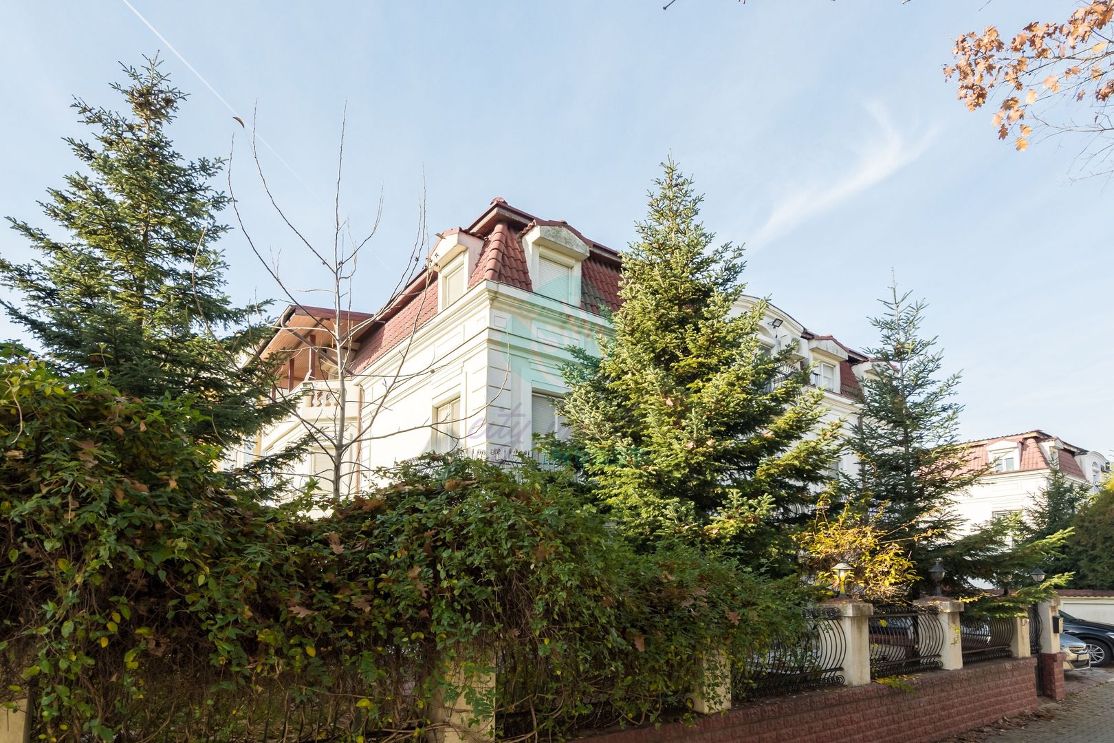 Vila spatioasa in zona Erou Iancu Nicolae - British School - Poză 19