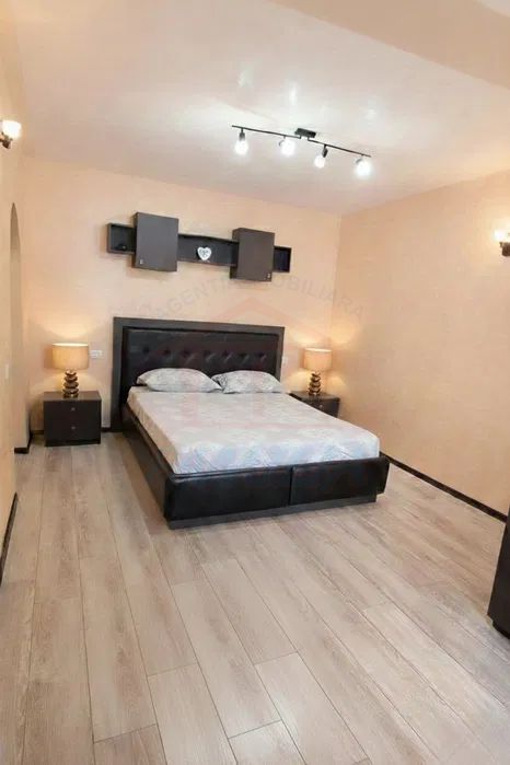 Inchiriere apartament 1 camera, Mazepa 2 - Poză 1