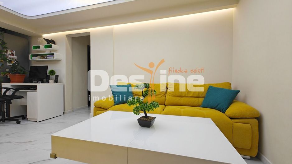 Apartament Superb  3 camere PLopeni 52.86 mp! - Poză 1