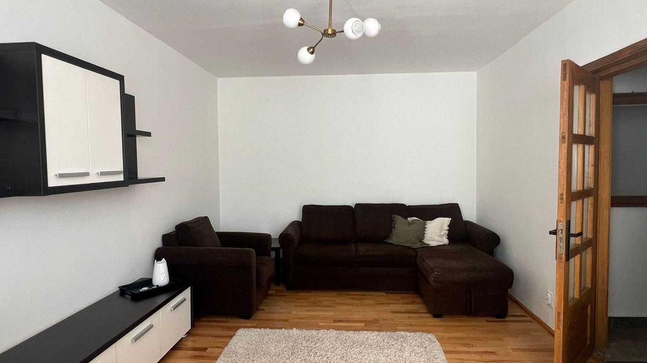 Apartament 2 camere Dristor, renovat, metrou Dristor, loc parcare - Poză 1