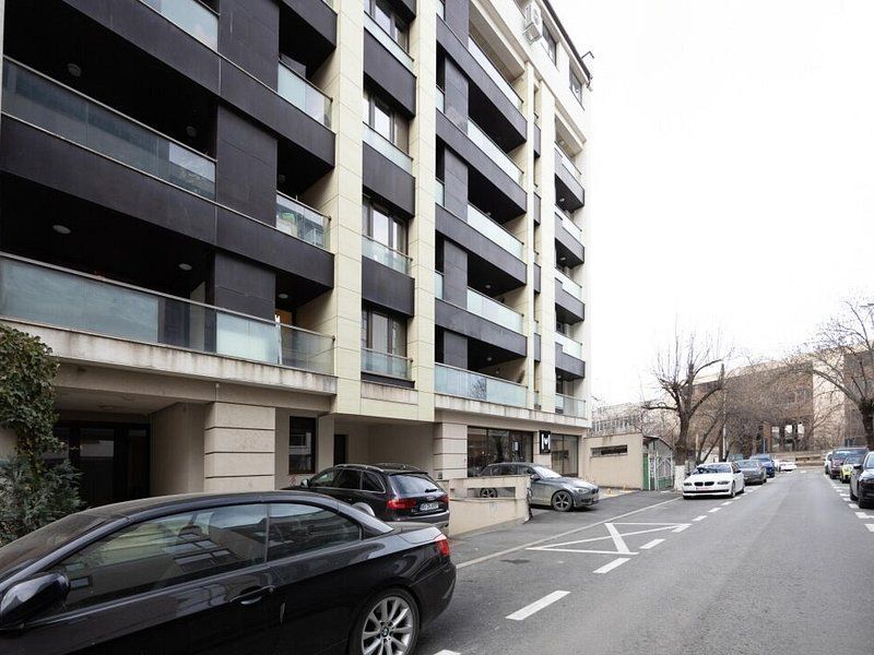 Apartamente cu 2 si 3 camere in Aviatiei-Baneasa - Poză 2