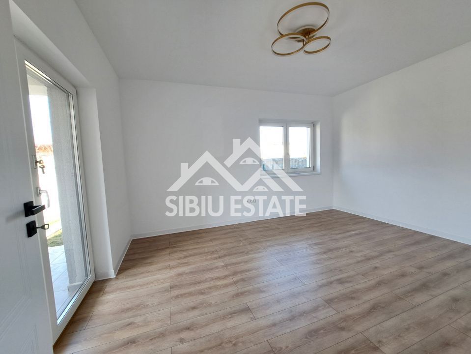Apartament 61 mp modern finisat la cheie, gradina si terasa Selimbar - Poză 3