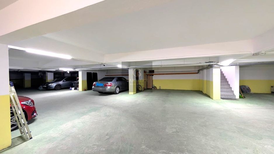 9 LOCURI DE PARCARE | EMANCIPĂRII - Poză 1