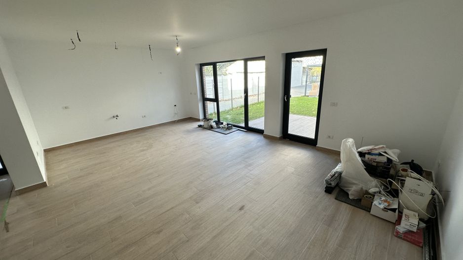 PROIECT DEOSEBIT - Poză 4