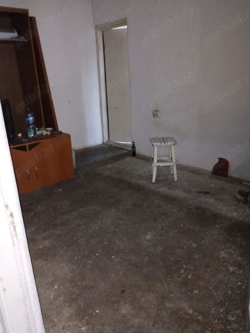De vanzare casa 6 camere + curte, Rahova/Sos. Alexandriei - Poză 6