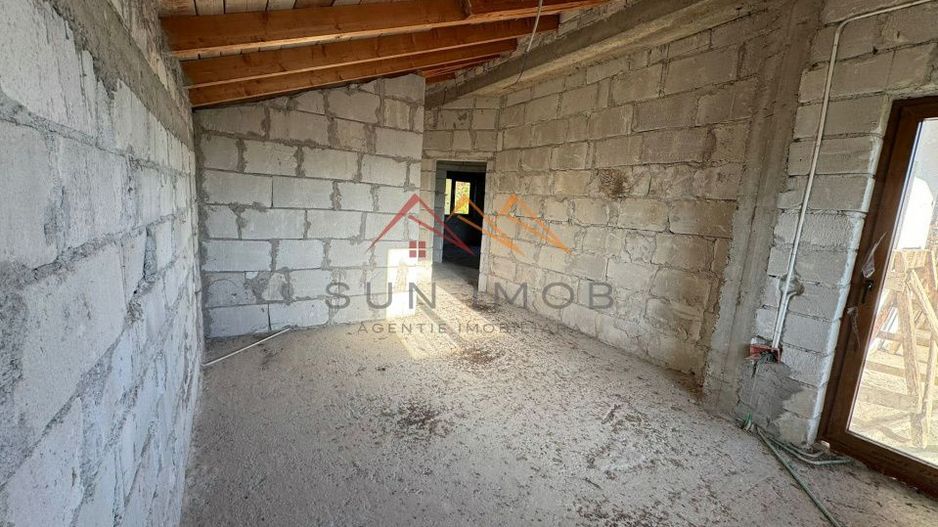 Vila S+P+E, priveliste deosebita, 6 camere, garaj, terasa, Cornu, PH - Poză 16