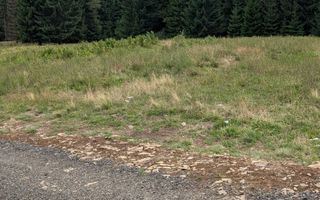 OFERTA! Teren intravilan 700 mp cu utilitati-ideal cabana-Colibita - Poză 1