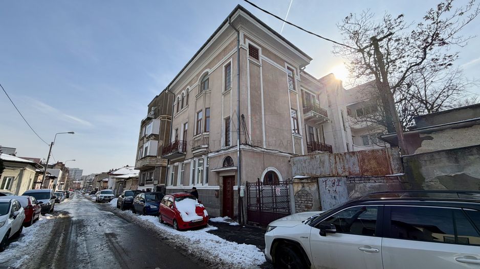 Apartament 3 Camere | Vila Interbelica | Comision 0| - Poză 1