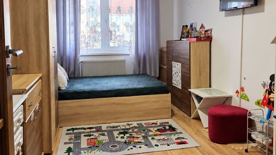 APARTAMENT 3 CAMERE DE VÂNZARE | 68 MP - Poză 2