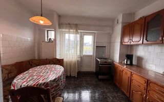 Apartament 3 camere decomandat de inchiriat pe Calea Severinului Craiova - Poză 7