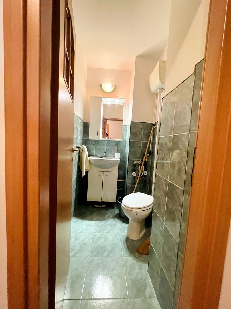 Apartament cu 3 camere DECEBAL - Poză 4