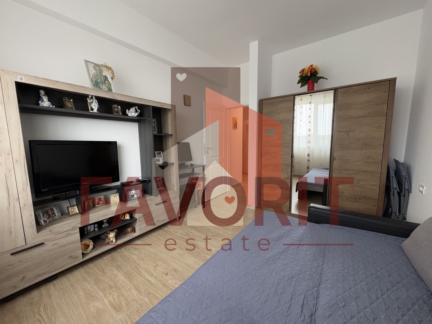 Apartament nou cu 2 camere mobilat si utilat la etaj intermediar - Poză 1