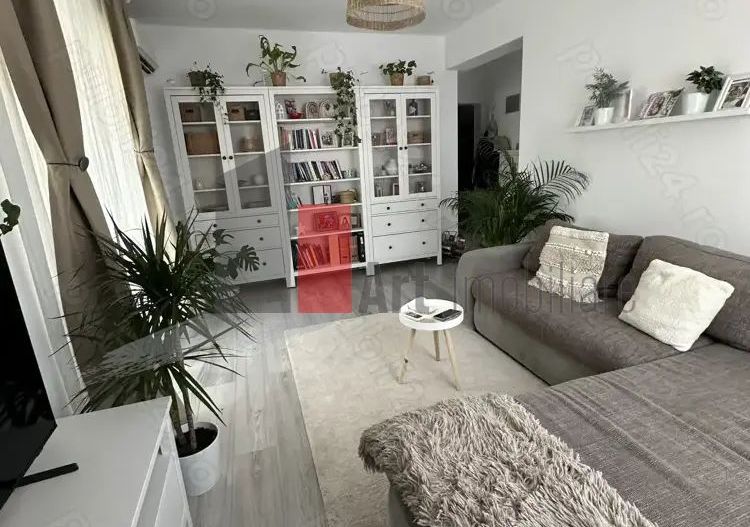 Apartament cu 3 camere, de vanzare, decomandat, Chiajna, Dudu - Poză 2