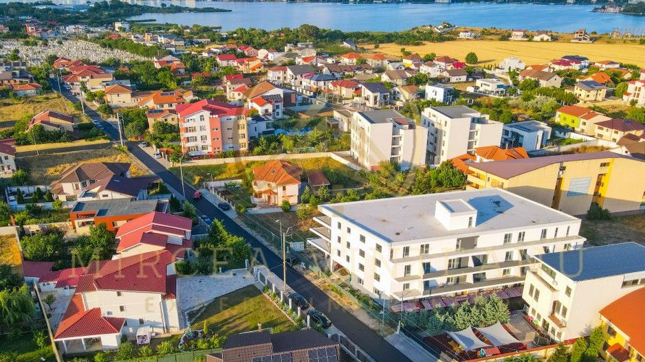 Palazu Mare/Elvila - Vila cocheta  P+1E+M cu teren 970 mp,mobilata si utilata - Poză 52