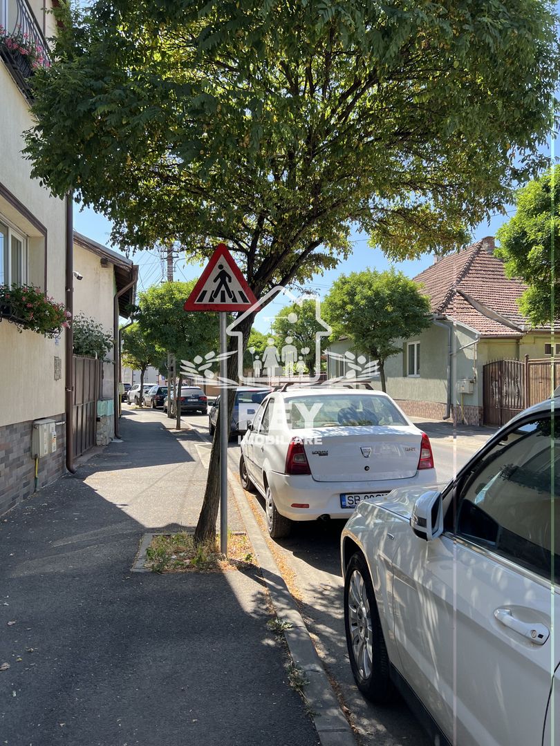 Casa singur in curte cartier Lazaret / Sibiu cu teren de 790 mp - Poză 4