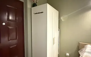 Garsoniera I Airbnb  I Vedere spre Palatul Parlamentului I Creditabil - Poză 11