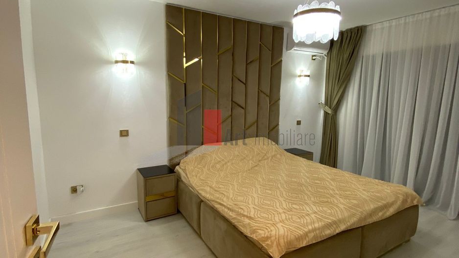 VILA SUPERBA DE VANZARE IN PIPERA - Poză 11