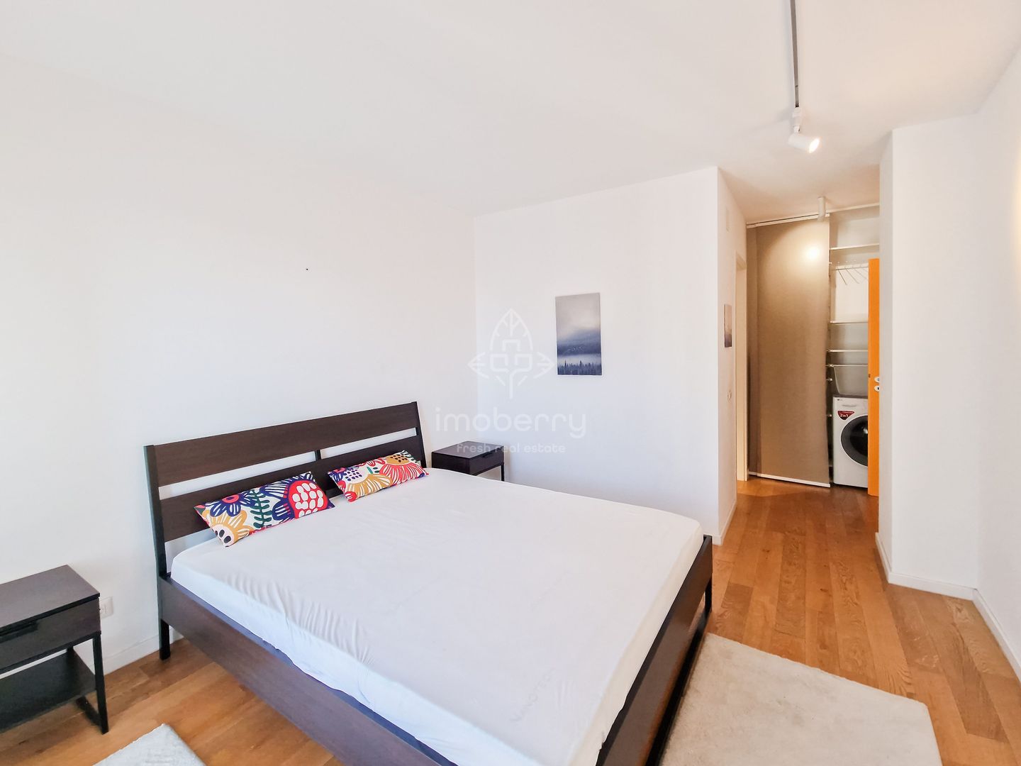 Vedere panoramica spre apus | Mobilat & utilat | 2 bai | Aviatiei Park - Poză 8