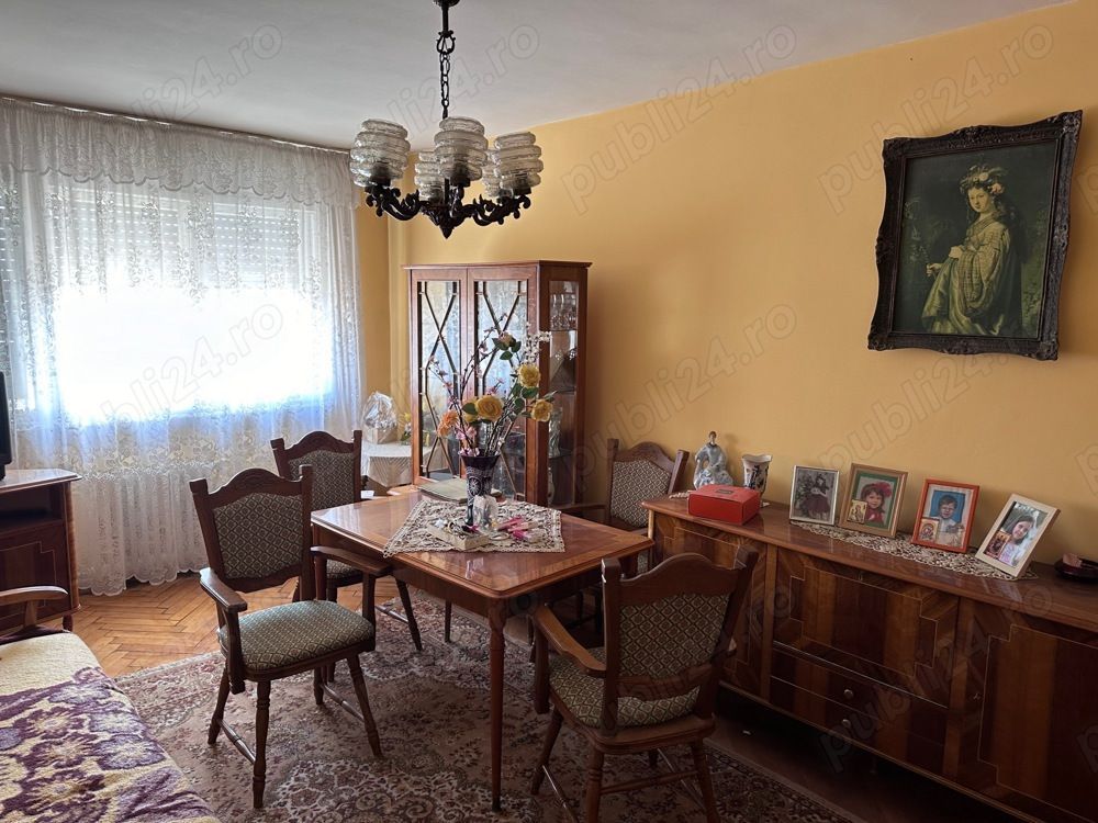 Ag BRASADAS vinde apartament 3 camere etaj 6/10 decomandat. - Poză 7