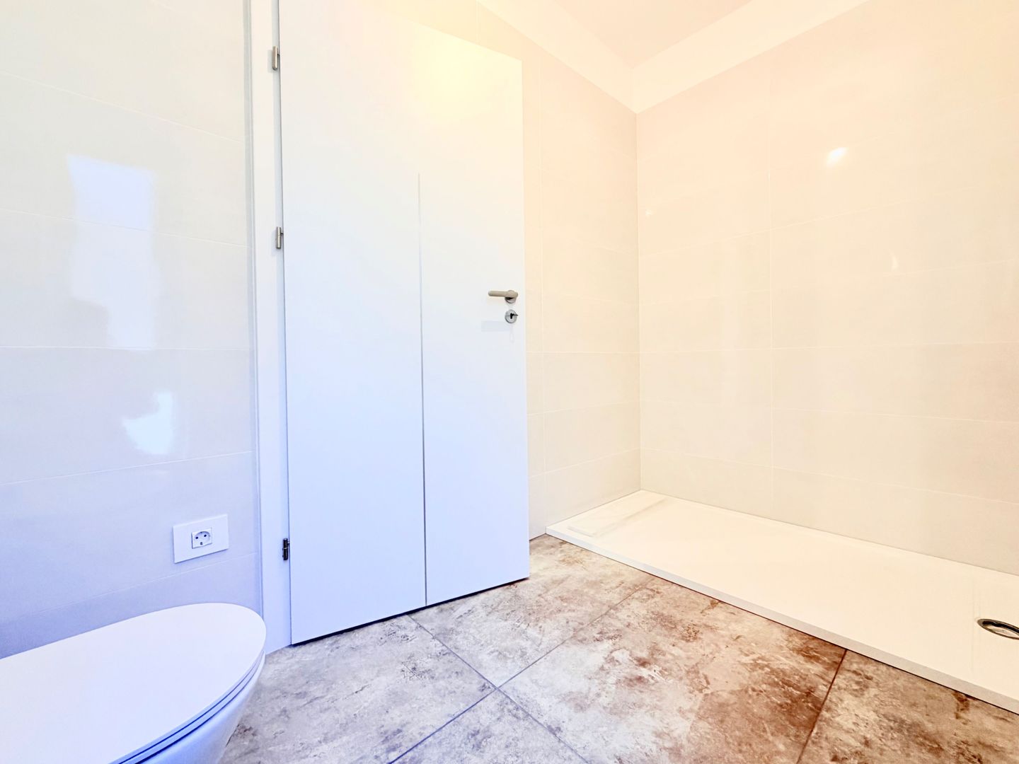 Casa parter prima închiriere – liniste si acces rapid spre centru - Poză 16