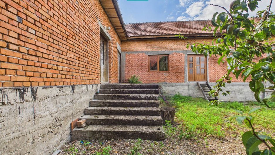 Casă semifinisată, cu 5 camere, în Bonțești Arad - Poză 17