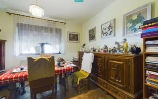 Proprietate multifuncțională într-o locație Centrală - Poză 16