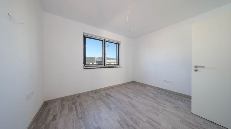 Casă Tip Duplex de Vânzare în Sânpetru | La Poalele Dealului Lempes - Poză 26