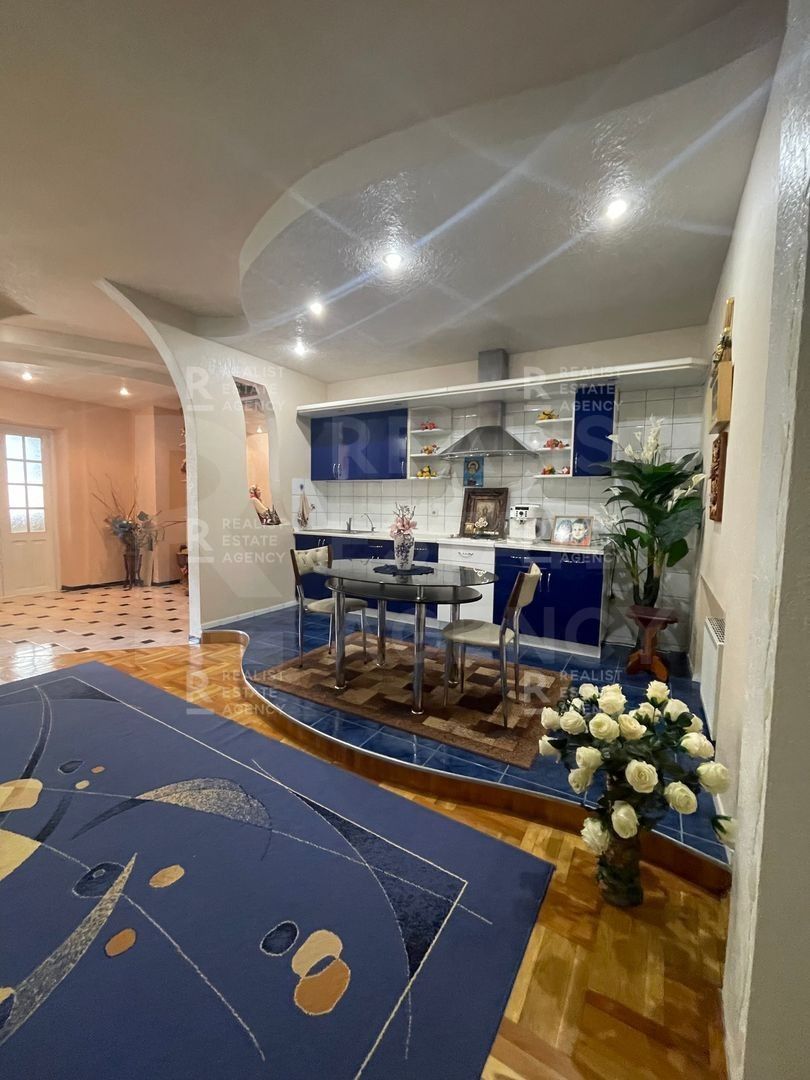 Vânzare, townhouse, 3 nivele, 180 mp, str. Mihai Viteazul, Durlești - Poză 8