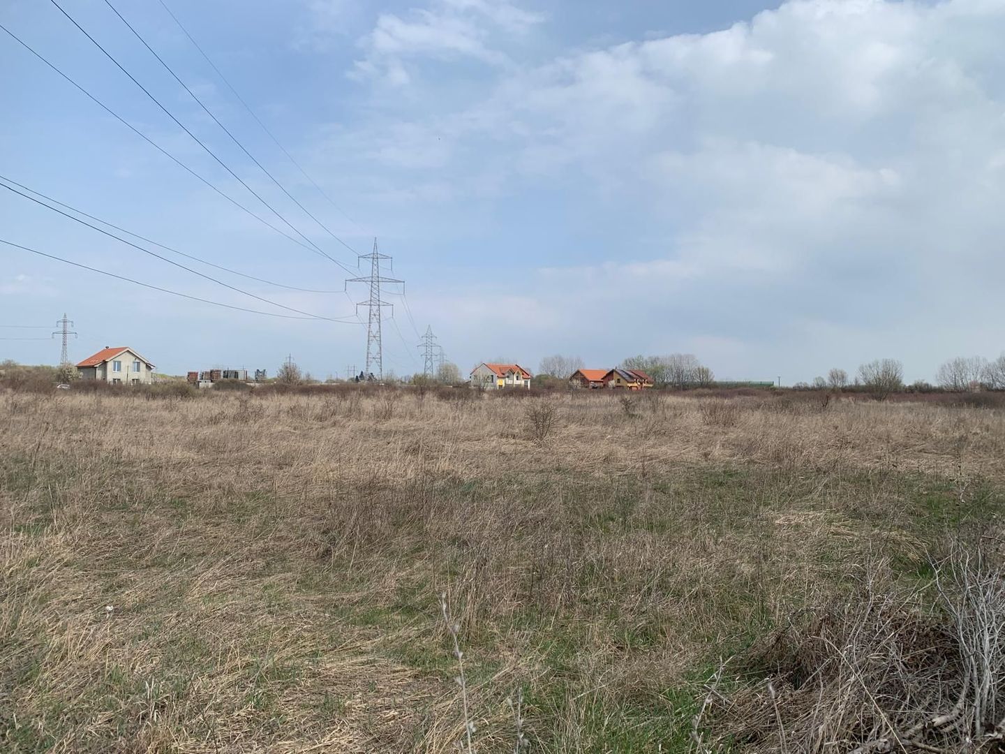 4 ha teren intravilan – oportunitate investițională - Cartier Plopi - Poză 1