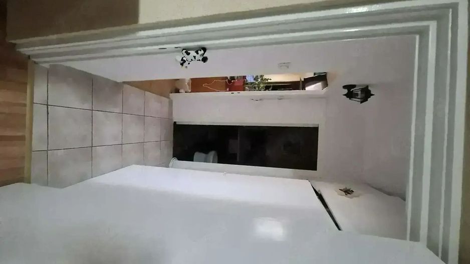 Vand ap 3 camere - Poză 2