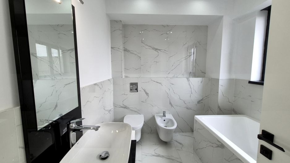 Apartament premium 2 camere 76,70 mp utili + terasa 17,50 mp Polona comision 0% - Poză 10