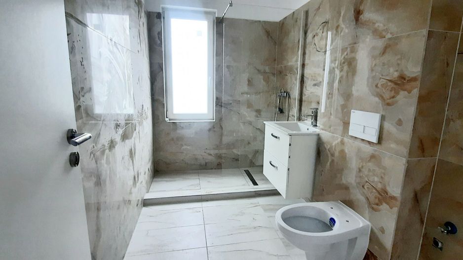 Apartament 2 camere cu curte proprie si loc de parcare - Poză 7