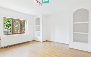 Casă renovată ultracentral | Str. Primăriei - Poză 4