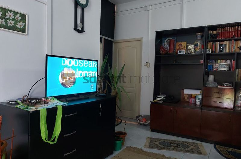 De vanzare casa si spatiu de restaurant in Tarian - Poză 6