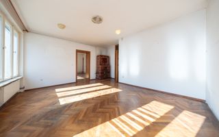 Casă săsească de vânzare în Codlea - Brașov | Teren 749 mp - Poză 3