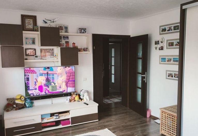 Apartament 2 camere Tractorul - Poză 2