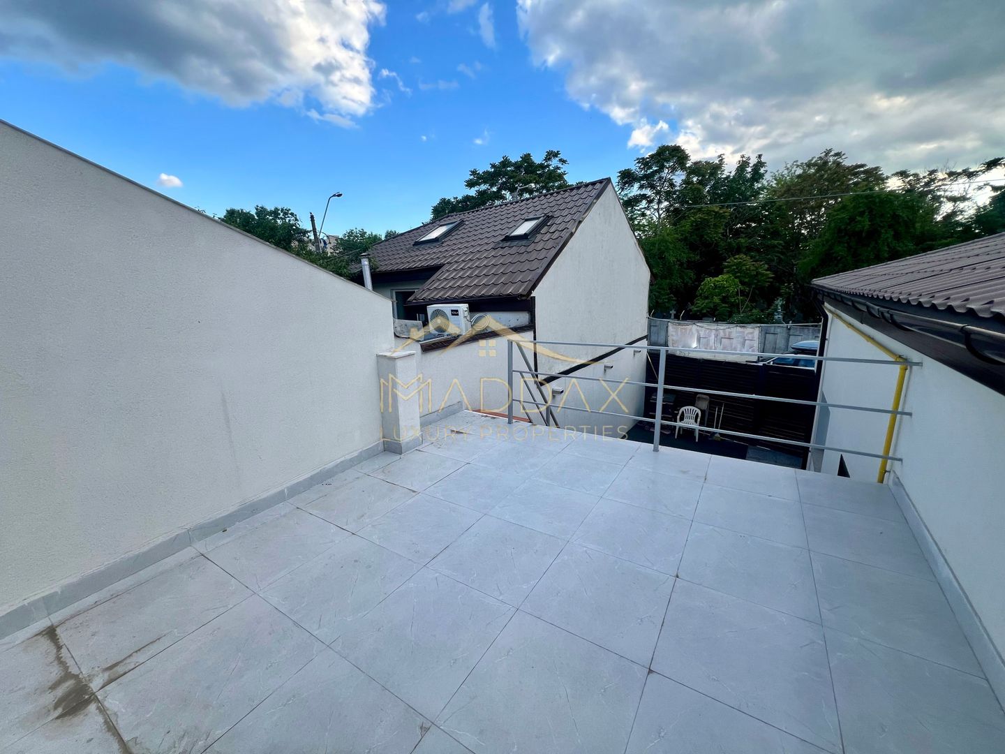 Casa **8 camere** // Domenii - Poză 33