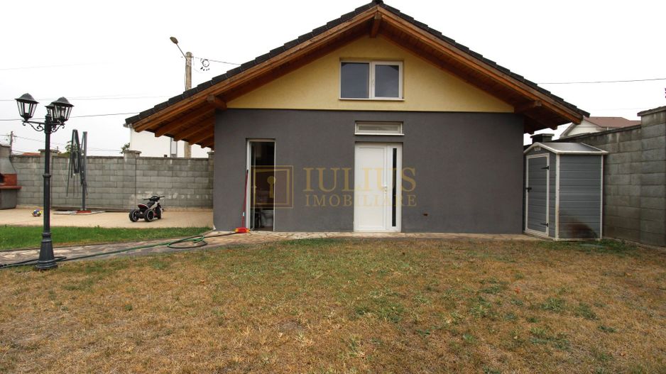 Sat Giroc, ideal pentru diverse afaceri sau pentru locuit. - Poză 32