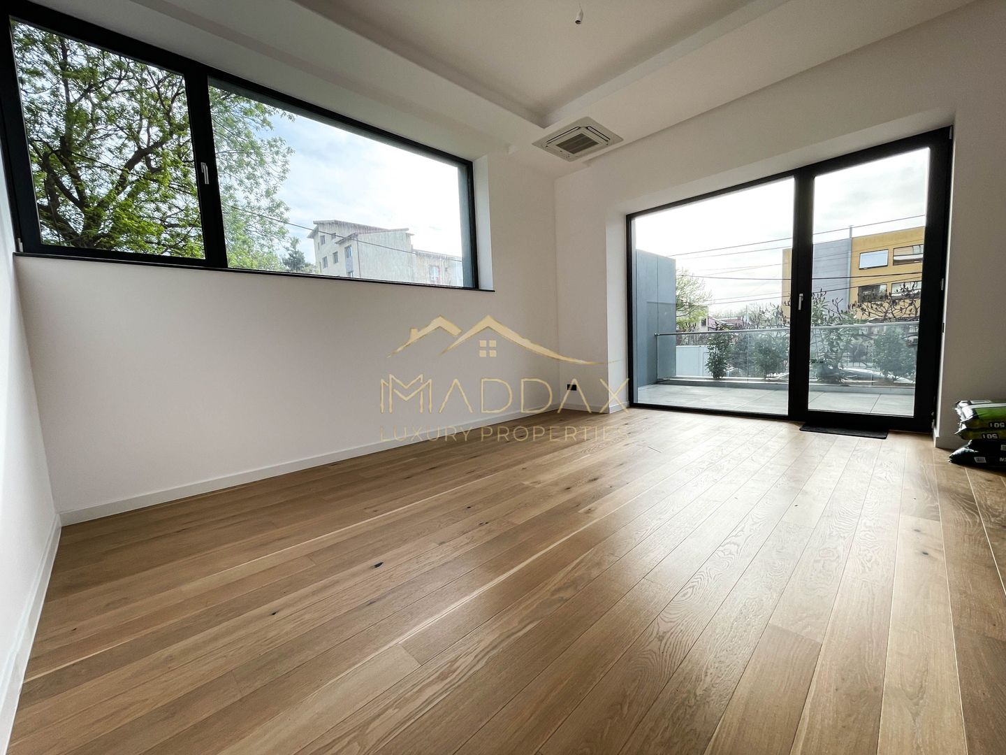 2 Rooms 100 sqm / high ceiling ***LUX***First Rent***/ Floreasca / 2 Parking - Poză 11