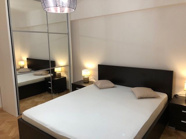 2 camere Unirii, decomandat, 70 mp, etaj 3, stradal - Poză 7