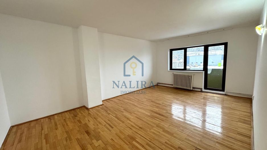 Casa de inchiriat - zona Parcului - Poză 8