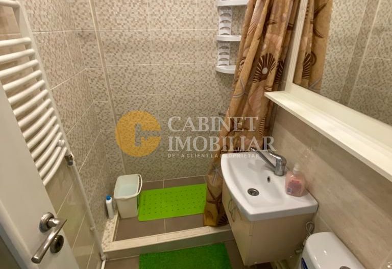 Apartament cu 3 camere decomandat,etaj 3,  zona Alexandru cel Bun - Poză 7
