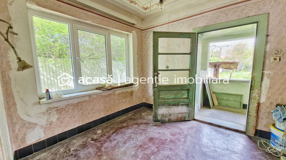 Teren spațios cu casă veche in Vlaicu - Poză 5