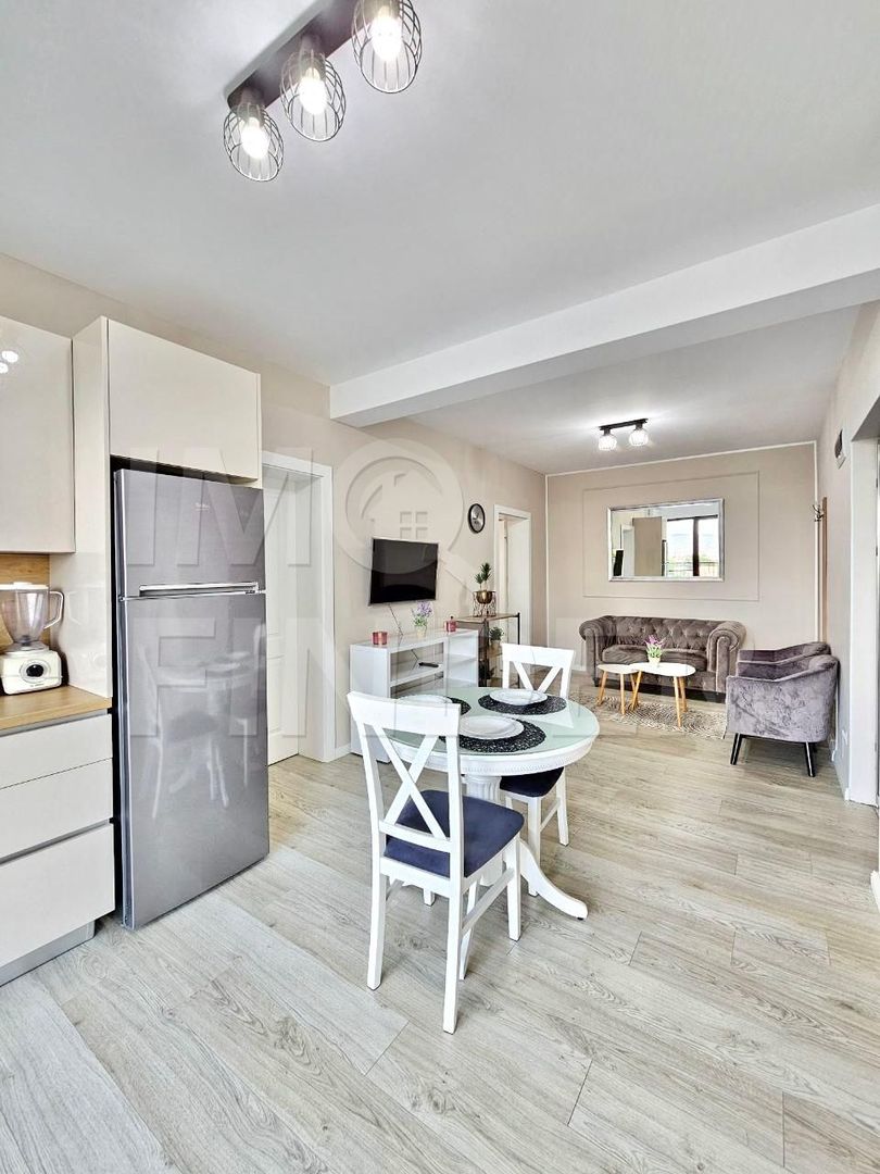 Inchiriere apartament 3 camere situat in vila privata, zona UMF - Poză 16