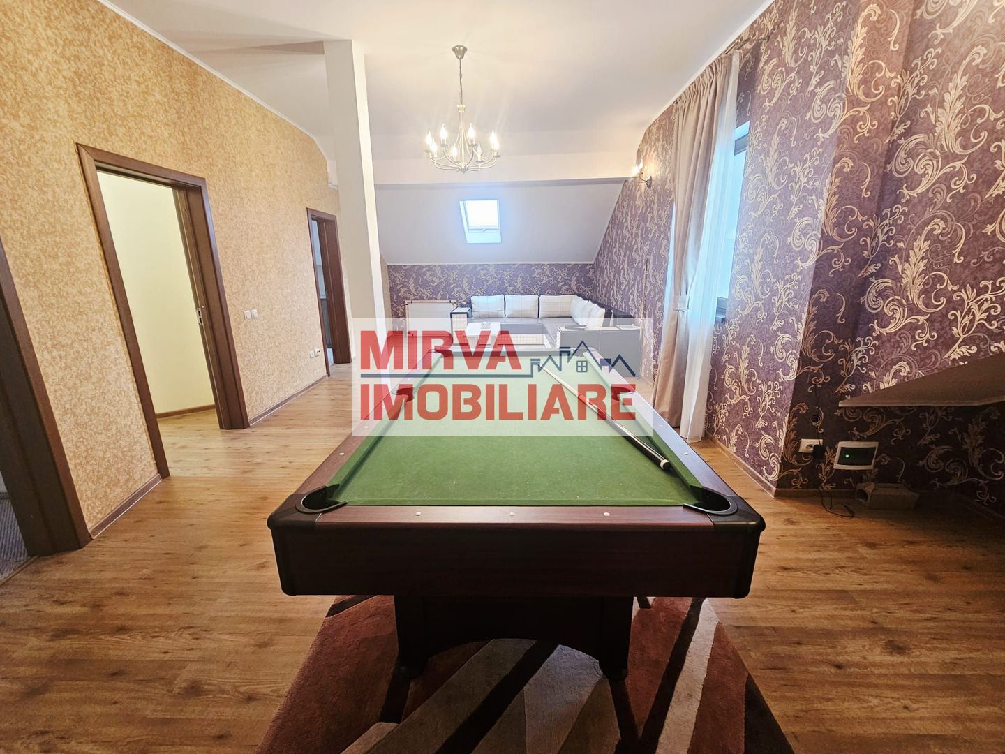 Vilă spațioasă Strejnicu S+P+1E+M, 8 camere, garaj, teren 595 mp - Poză 78